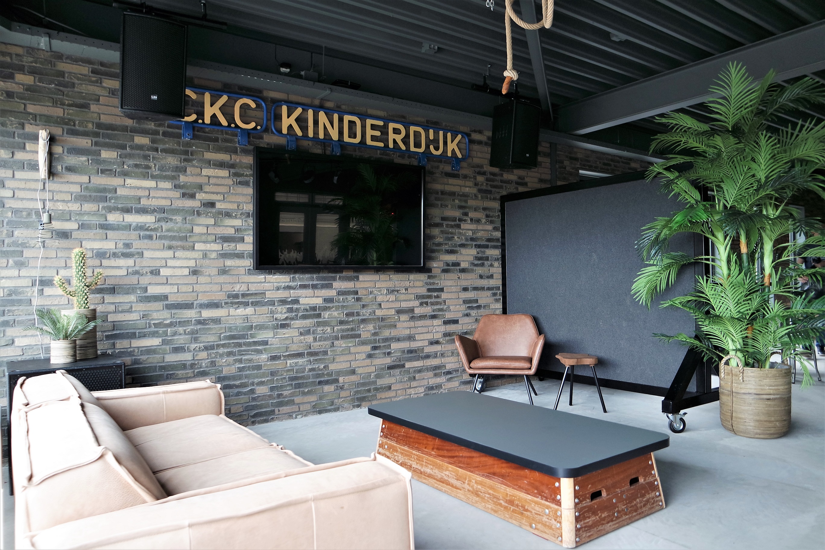 Zitbank_Relaxfauteuil_InsideOffice